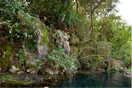 Il laghetto dell’acqua turchina foto di Giancarlo Bovina